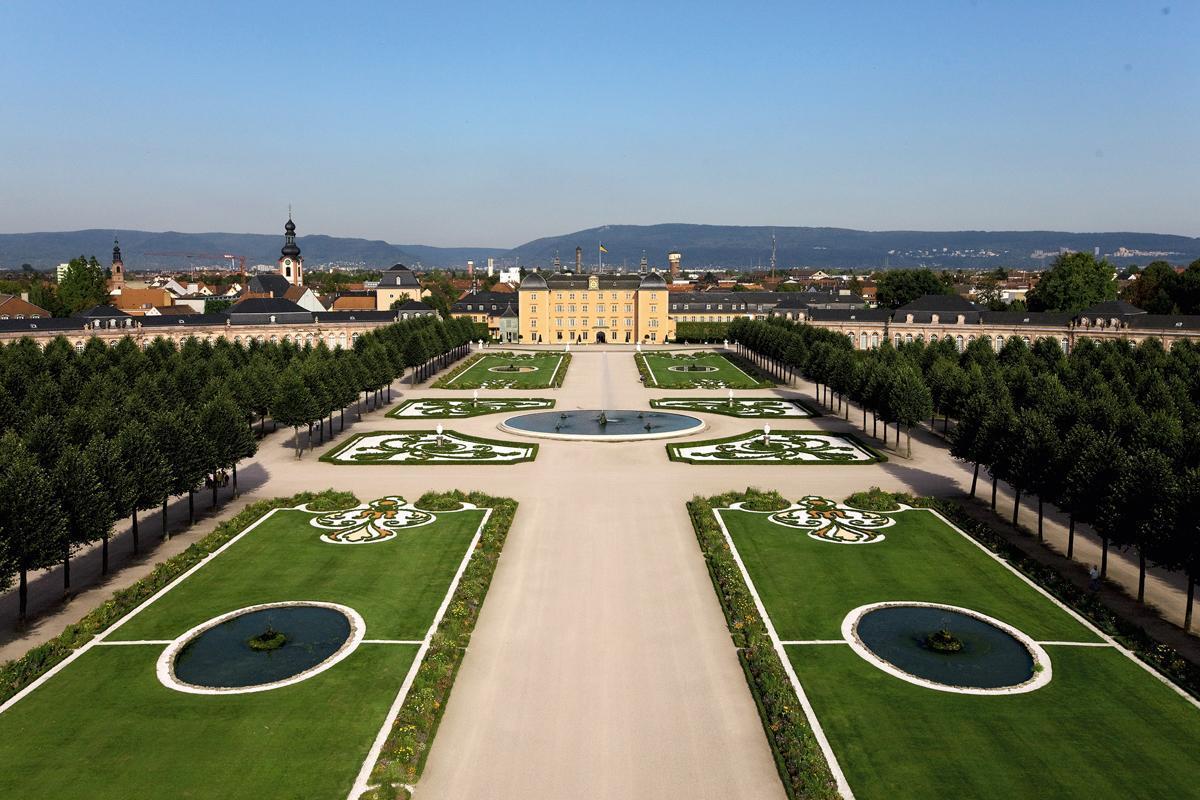 37 schwetzingen aussen foto ssg achim mende